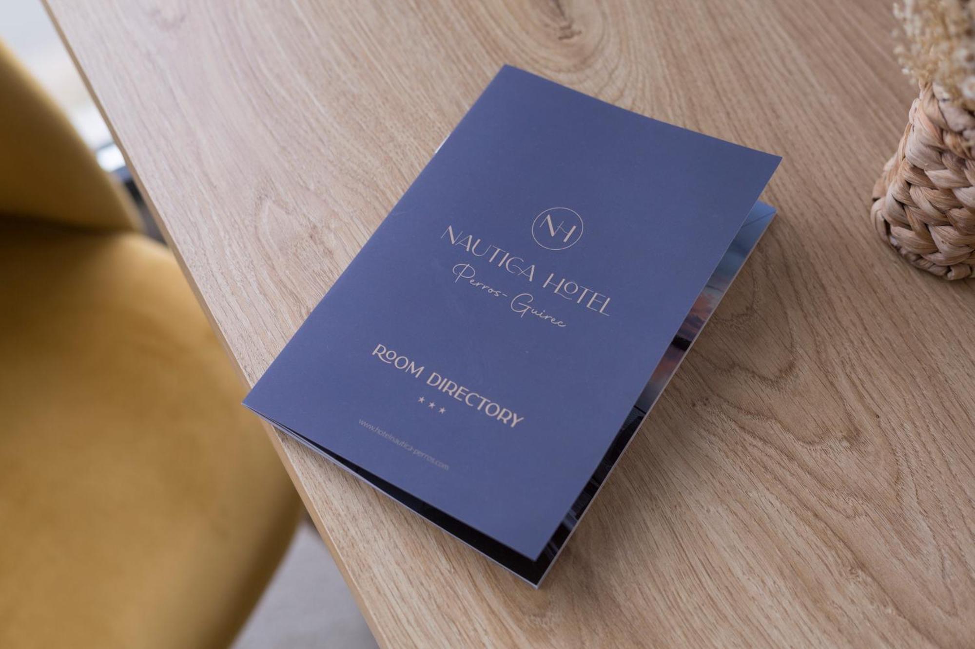 Le Nautica Hotel เปโรส กีเรค ภายนอก รูปภาพ
